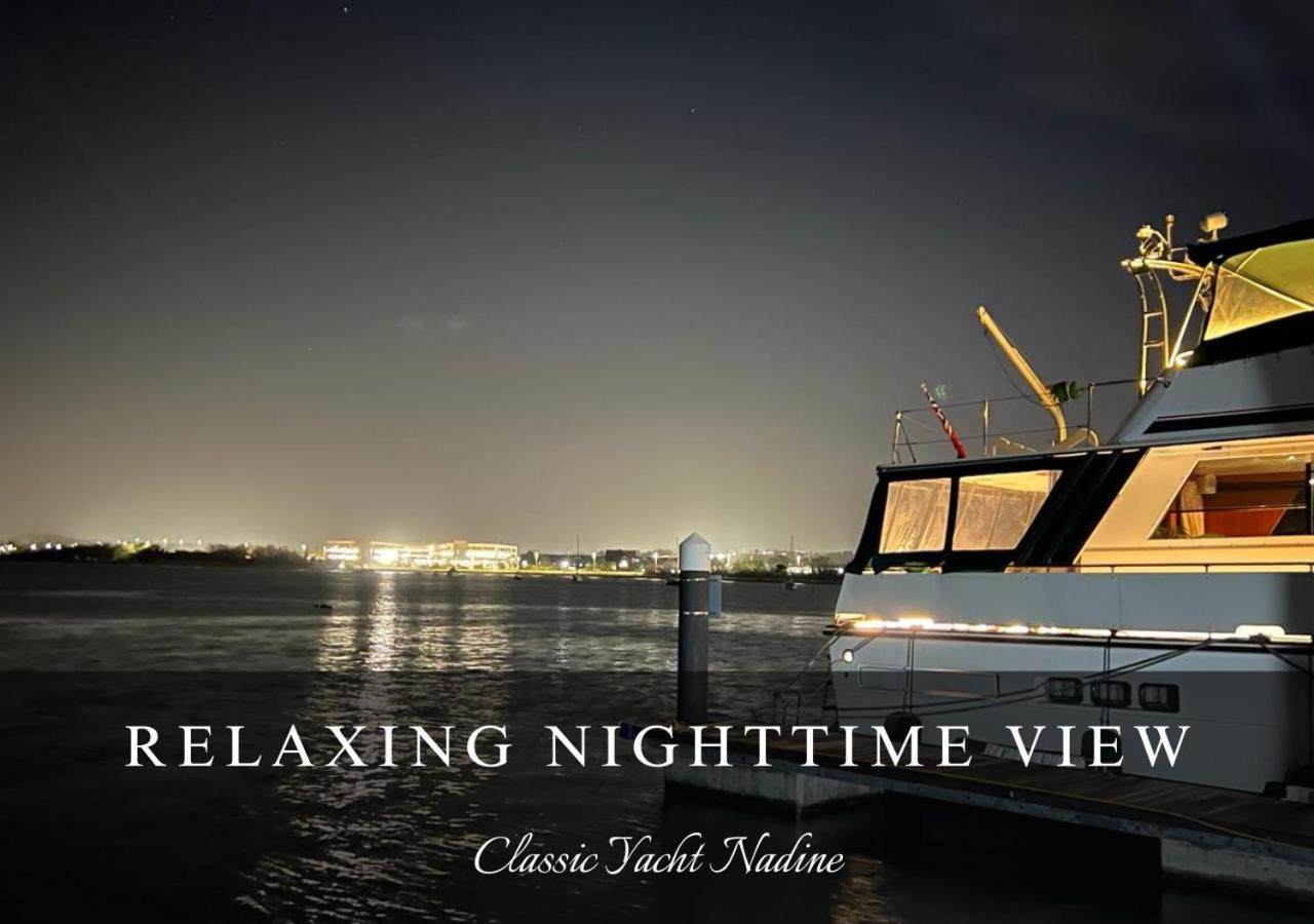 Classic Yacht Nadine In Poole Harbour, Dorset, With A Hot Tub Jacuzzi מראה חיצוני תמונה
